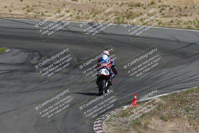 media/Apr-20-2025-AHRMA (Sun) [[393a79c373]]/Race/Group 10/Turn 4b/